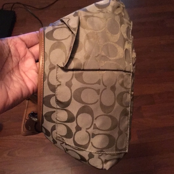 Authentic Vintage Coach hobo handbag - Picture 6 of 7